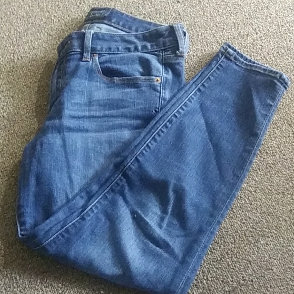 🍀Lucky Jeans Capri's